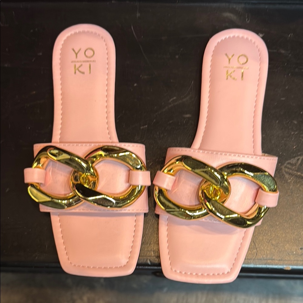 Yoki Blush Slides with Gold Chain Accent
